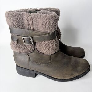 UGG Blayre Boot IV Green Tan Sheepskin Cuff Stacked Heel Women 9